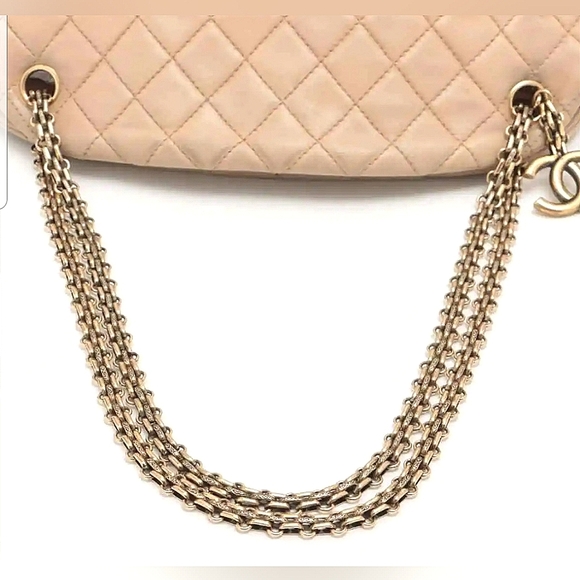 Chanel Matelasse 14th Series Beige Lambskin Gold Metal Chain Shoulder Bag - Picture 4 of 16